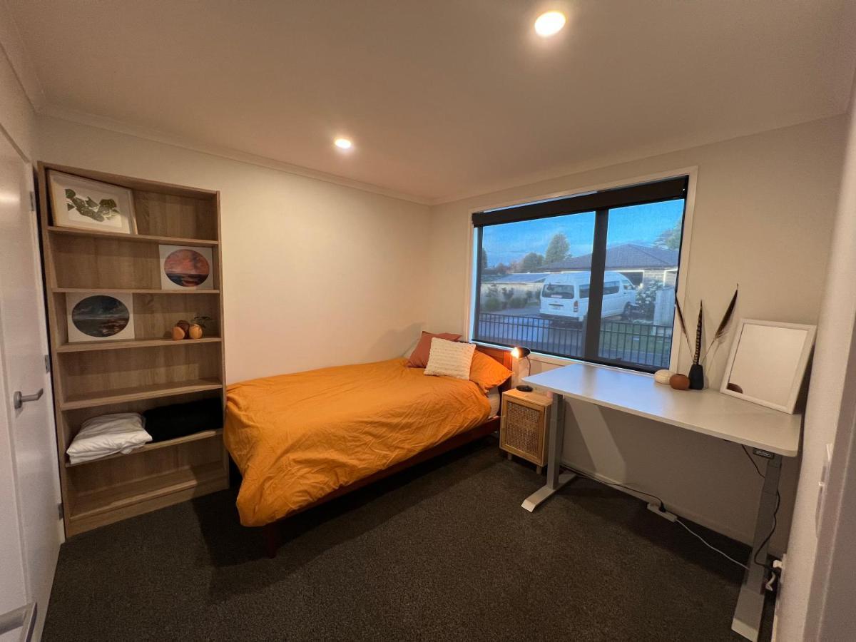 Convenient And Comfortable Waitara Exterior photo