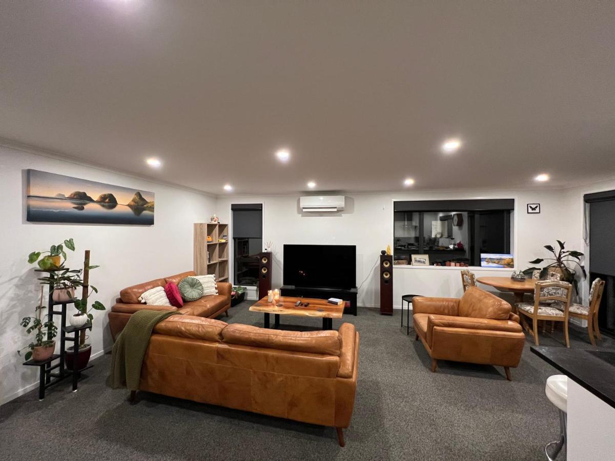 Convenient And Comfortable Waitara Exterior photo